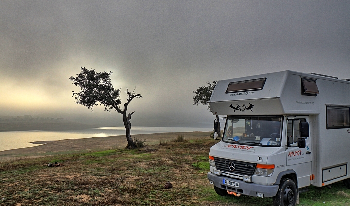 Nebel am See in Portugal